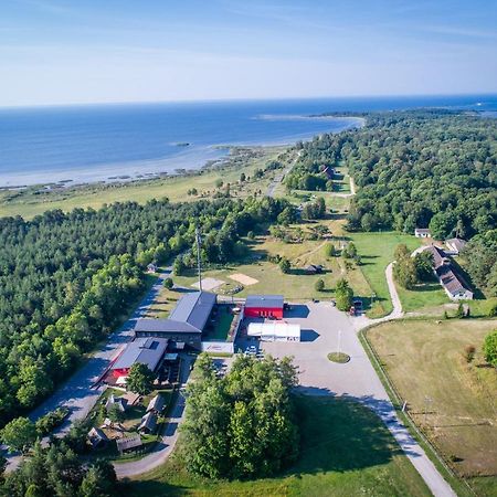 Kassari Puhkekeskus Hotel Käina Buitenkant foto