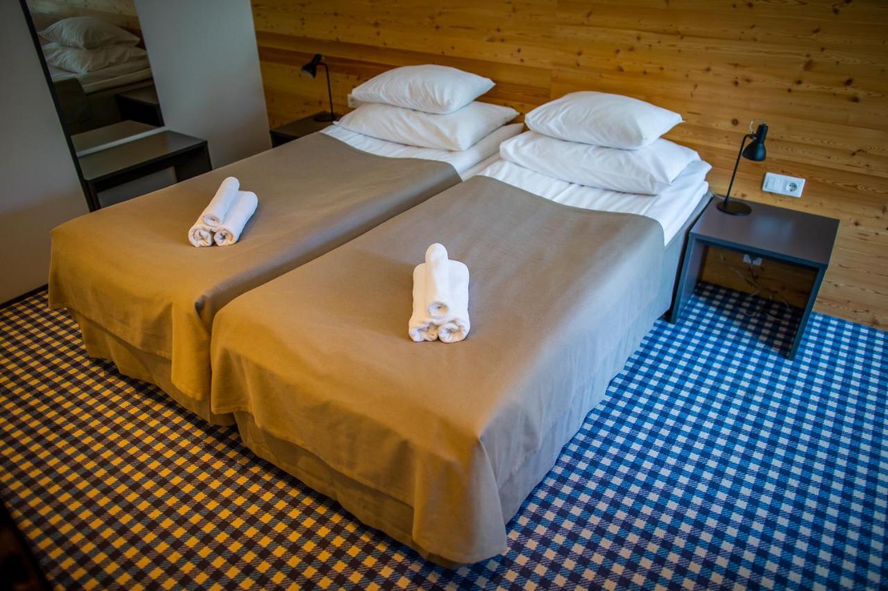 Kassari Puhkekeskus Hotel Käina Buitenkant foto