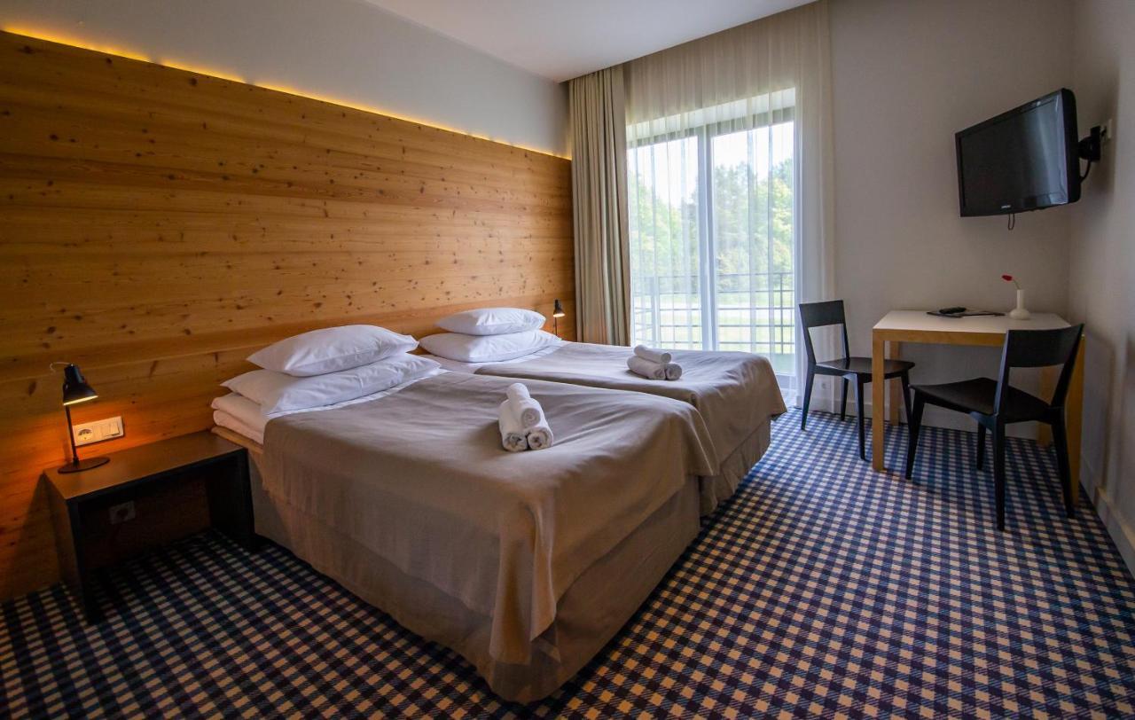 Kassari Puhkekeskus Hotel Käina Buitenkant foto